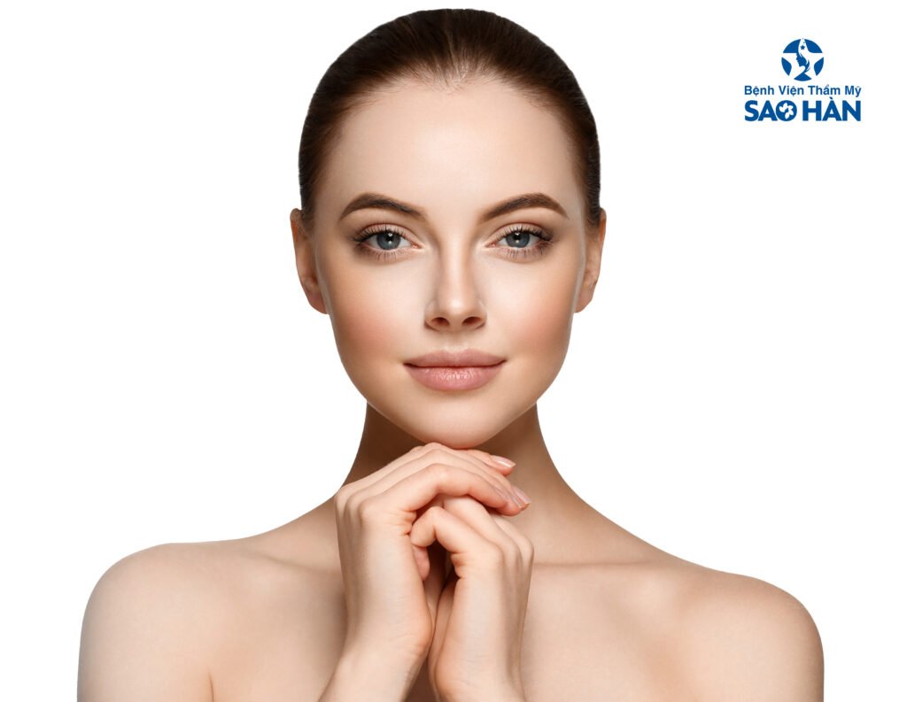 Tạo hình môi trái tim